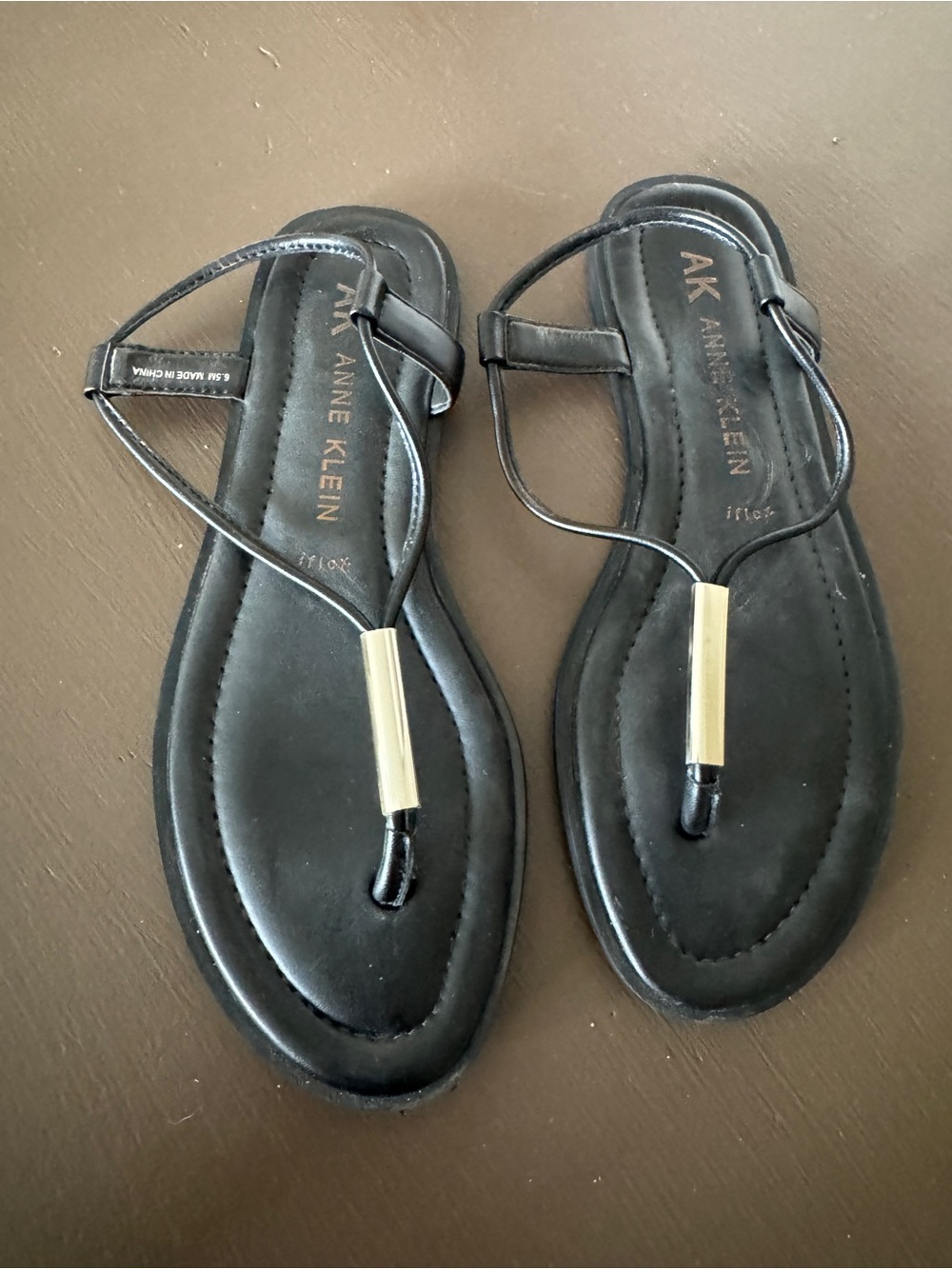 Anne Klein Black T-Strap Flat Sandals